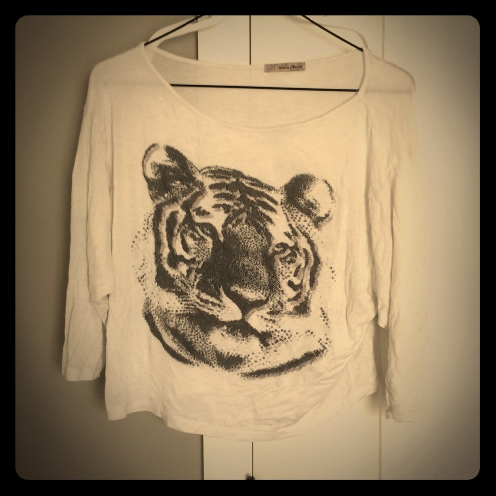 ✨3/4 sleeve tiger top✨